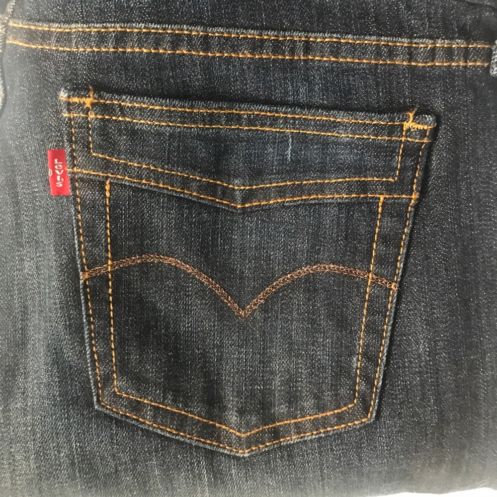 Woman’s Levi’s 545 Low Boot Cut Jeans Size 8
